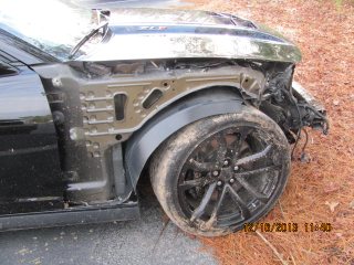 Illustration for article titled Dealership Totals Customer's Camaro ZL1, Owner And Dealer At War